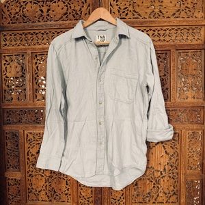 Aritzia - TNA Brisco shirt
